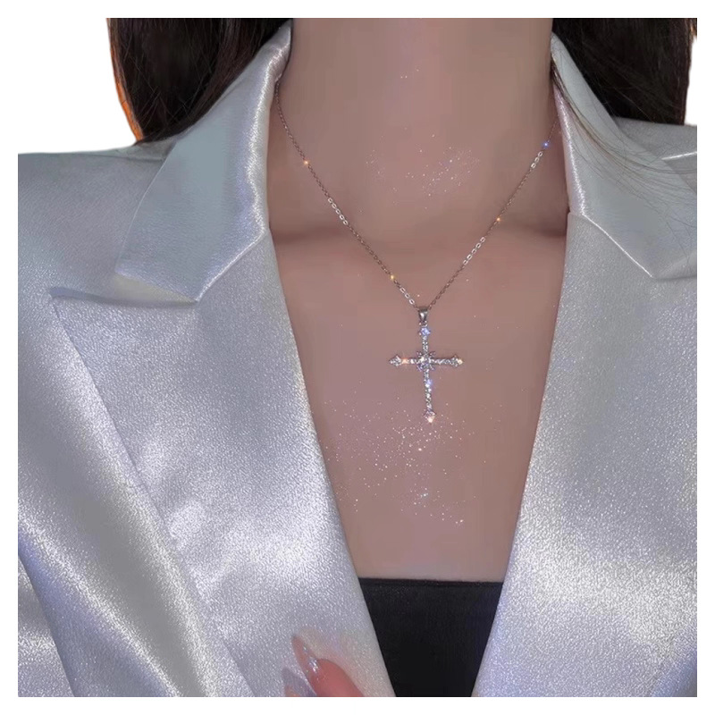 Collier croix épais en argent sterling avec strass - Pure Street Cred