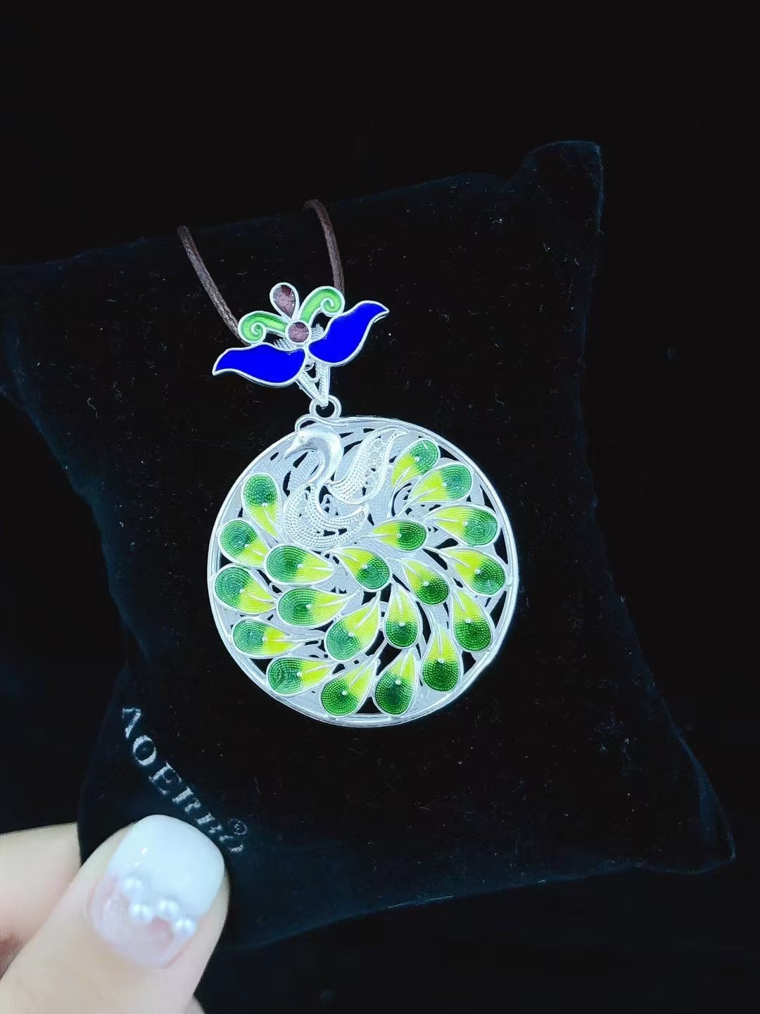 Collier avec pendentif « Paon dansant » et bénédiction – Argent pur 999,9 % et émail