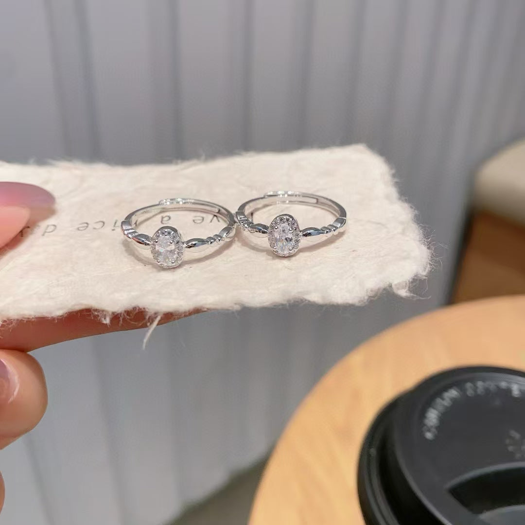 Bague solitaire artisanale | Argent 925, sertie d'une pierre « œuf de pigeon » en oxyde de zirconium