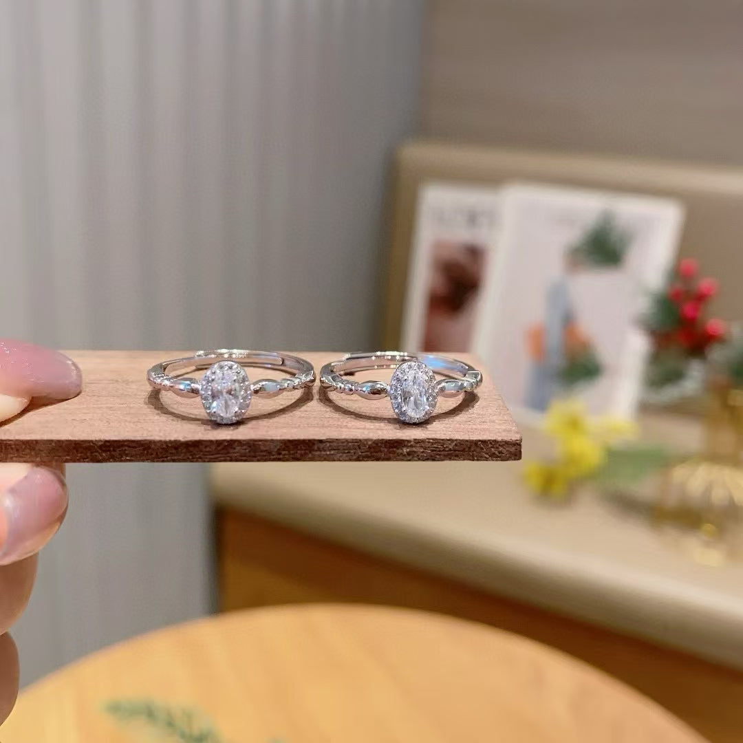 Bague solitaire artisanale | Argent 925, sertie d'une pierre « œuf de pigeon » en oxyde de zirconium