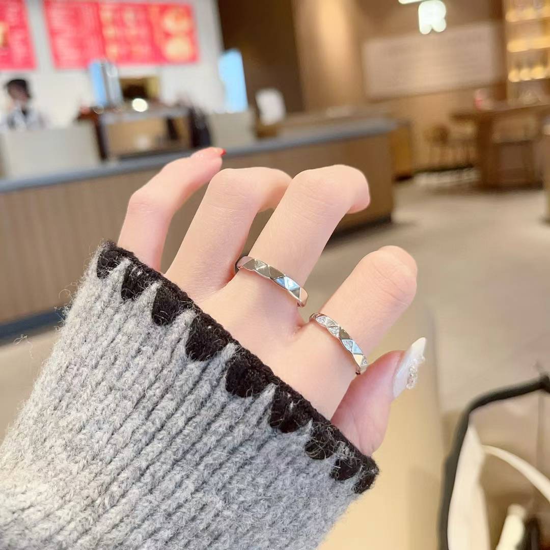 Hand-Forged unique design Couple Rings: 925 Sterling Silver & Sparkling CZ 2 pieces