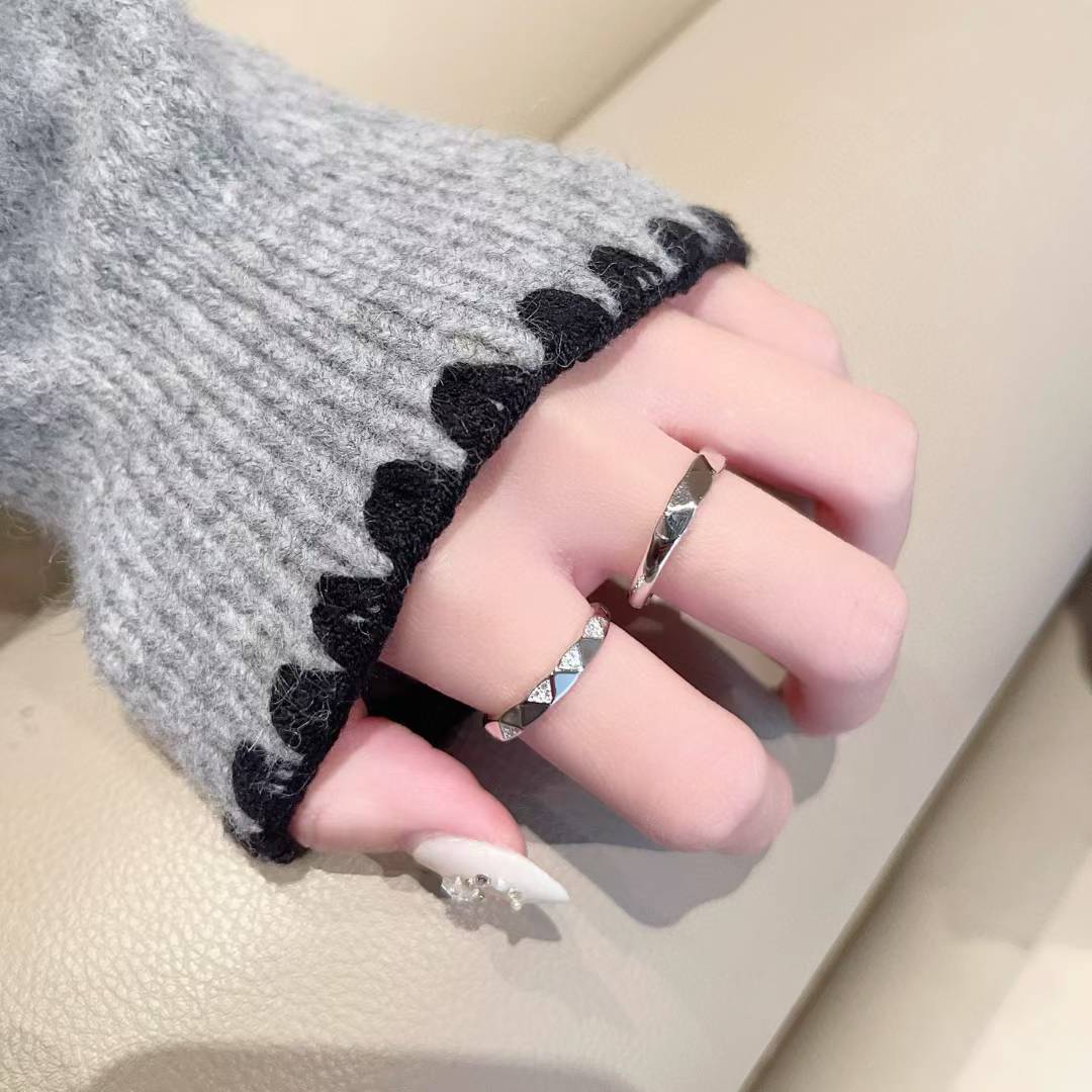 Hand-Forged unique design Couple Rings: 925 Sterling Silver & Sparkling CZ 2 pieces