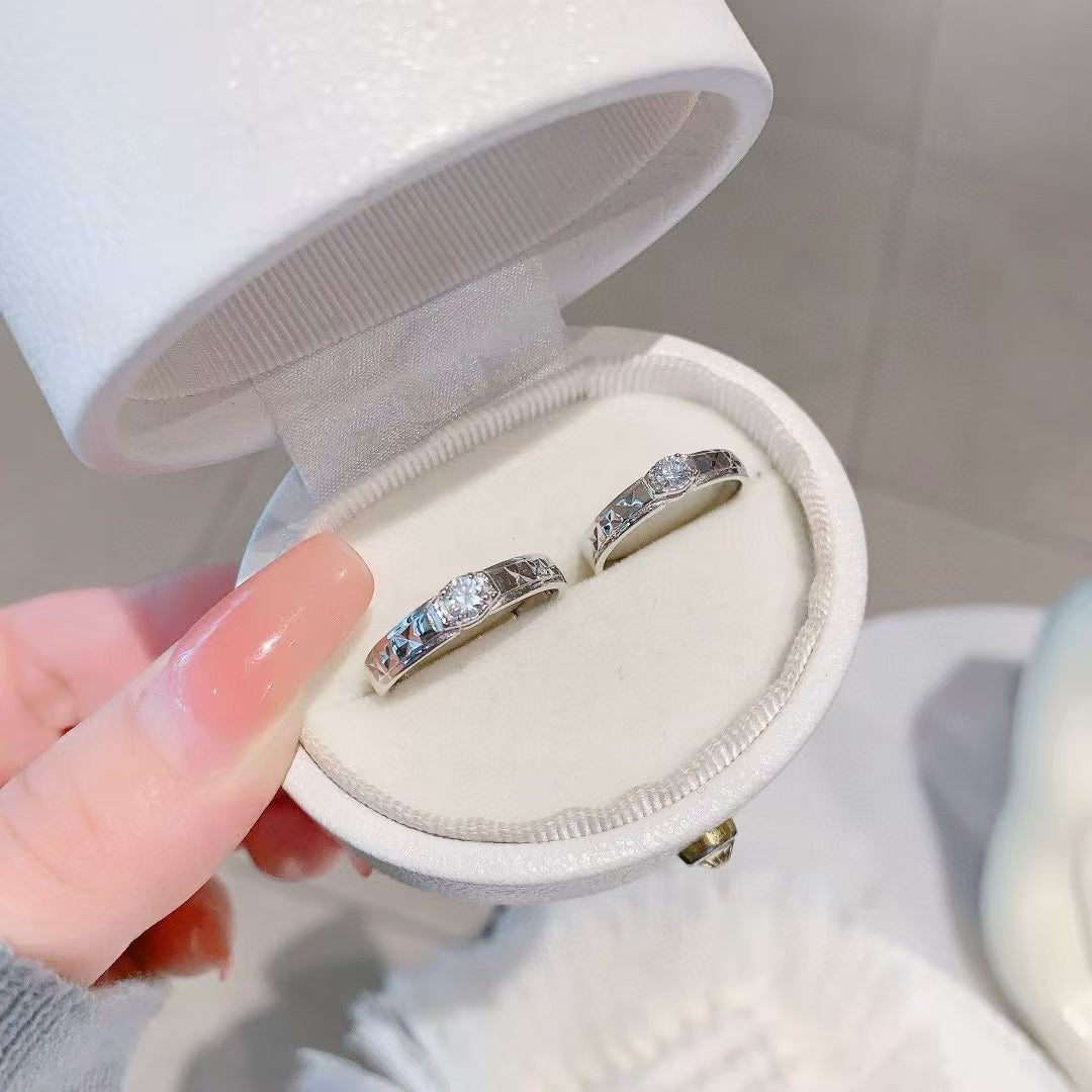 Handmade 925 Sterling Silver Carved Floral Kiss Couple's Ring Set – Where Art Meets Everlasting Love 2 pieces