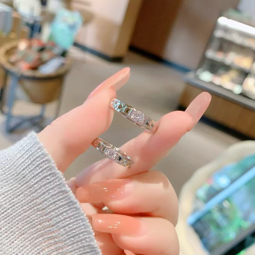 Handmade 925 Sterling Silver Carved Floral Kiss Couple's Ring Set – Where Art Meets Everlasting Love 2 pieces