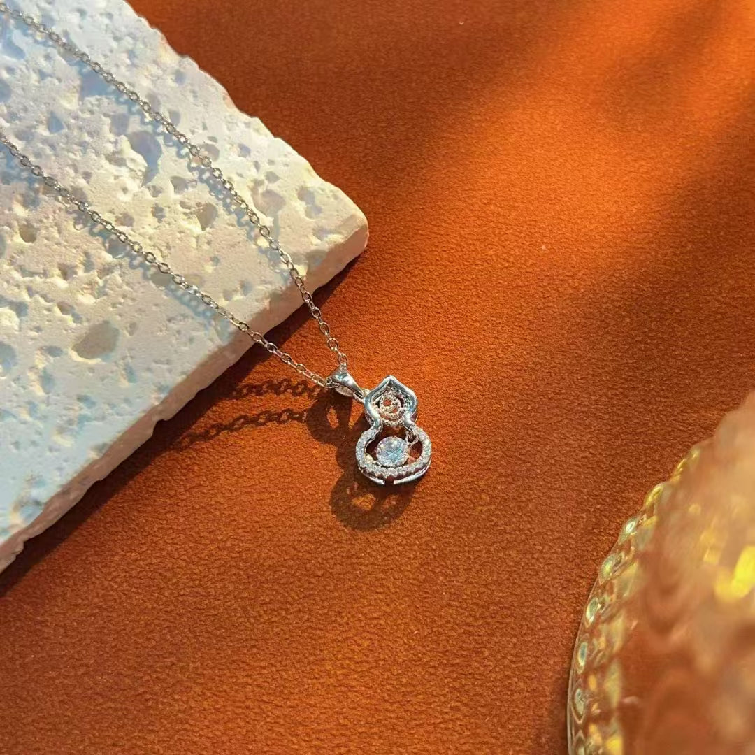 Collier pendentif gourde en argent sterling 925 serti de zircons, fabriqué à la main – Symbole d'élégance et de vitalité