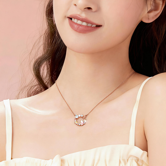 Kitten & Floral Wreath Necklace | S925 Silver with a Warm Golden Finish