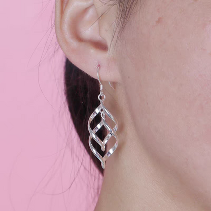 Boucles d'oreilles à tige en argent fin 990 fabriquées à la main — Élégance intemporelle, fabrication artisanale