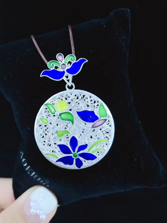 Collier avec pendentif en émail tissé à la main « Fleur de Fortune » – Argent sterling 999,9 de qualité supérieure