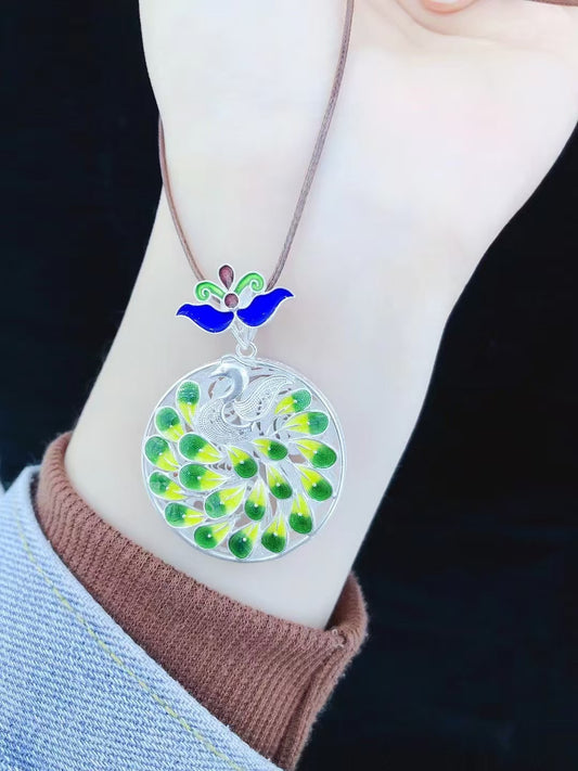 Collier avec pendentif « Paon dansant » et bénédiction – Argent pur 999,9 % et émail