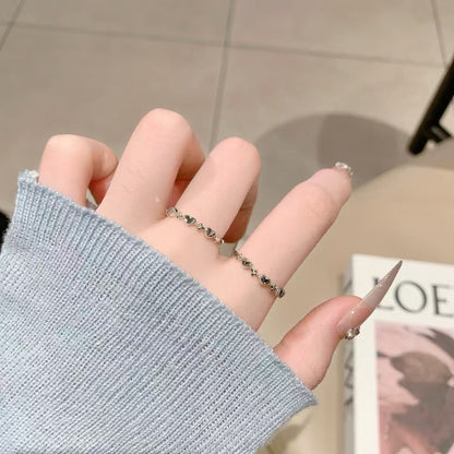 Bague cœur en argent sterling faite à la main - Symbole intemporel de l'amour, conçue pour l'élégance au quotidien