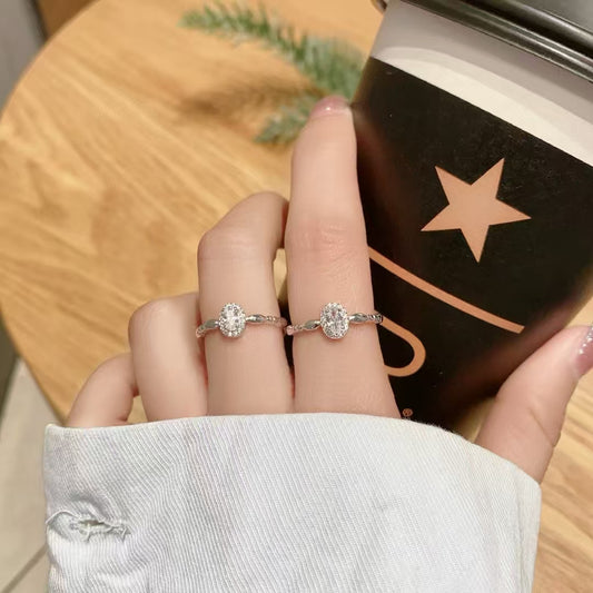 Bague solitaire artisanale | Argent 925, sertie d'une pierre « œuf de pigeon » en oxyde de zirconium