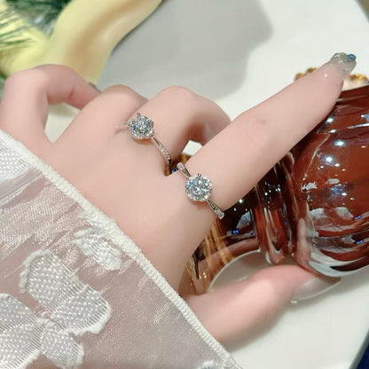 Bague solitaire minimaliste en zircon | Élégance intemporelle en argent sterling