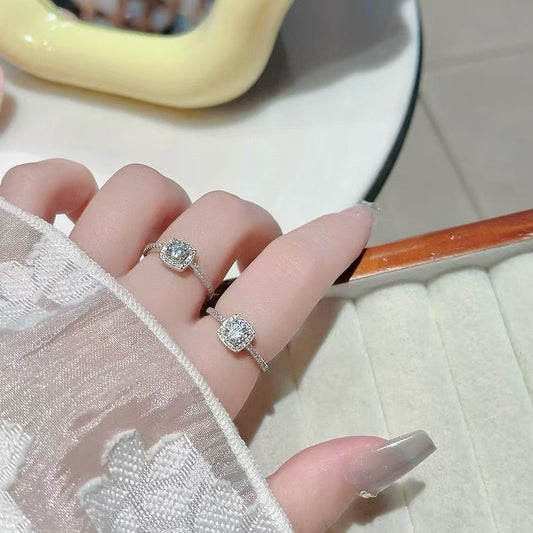 Leweivi Sculptural Bow Ring in Sterling Silver & Zircon | Limited Artisan Collection