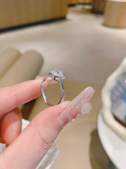 Bague artisanale en argent sterling et zircone - Un éclat intemporel pour une élégance au quotidien