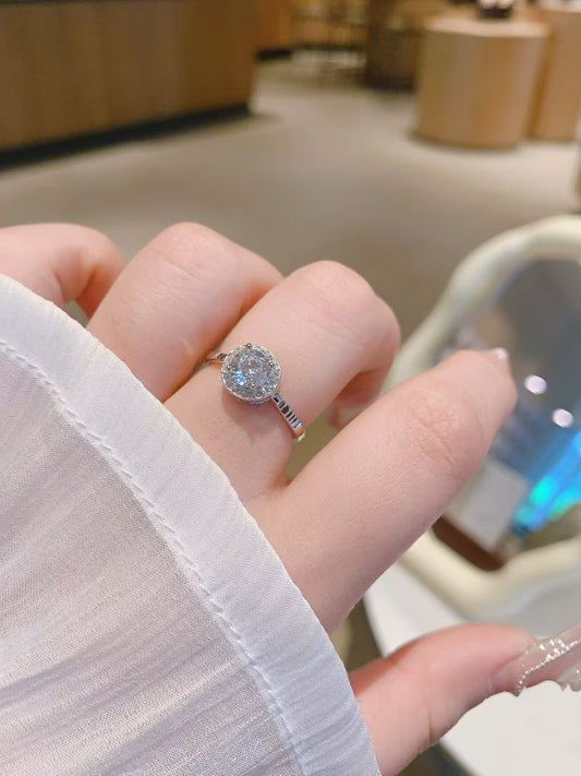 Bague artisanale en argent sterling et zircone - Un éclat intemporel pour une élégance au quotidien