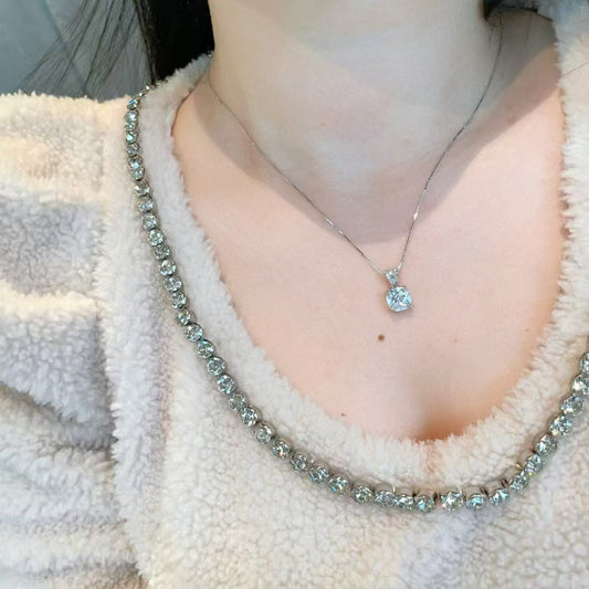 Collier pendentif en argent sterling 925 et zircone fait main « Élégance carrée » – Brillance géométrique, style intemporel