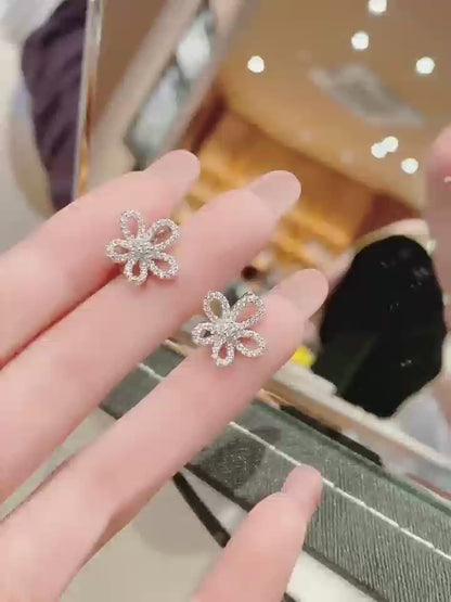 Boucles d'oreilles artisanales en argent sterling avec zircones cubiques Nature's Sparkle 
