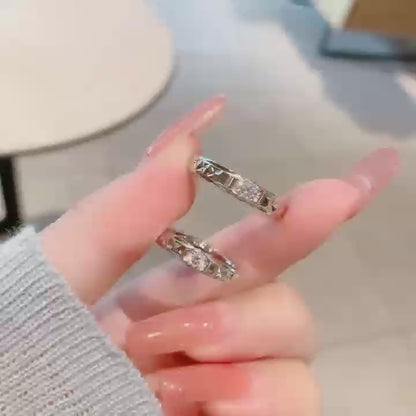 Handmade 925 Sterling Silver Carved Floral Kiss Couple's Ring Set – Where Art Meets Everlasting Love 2 pieces